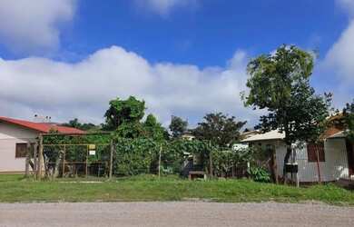 Imagem: O terreno possui 363m² de Área e está localizado em Desvio