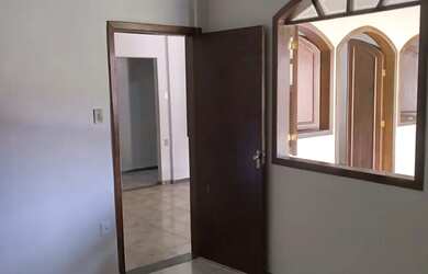 Imagem 14: Bairro santa Rita casa com 3/4 Suite.Ponto comercial na frente/Aceita...