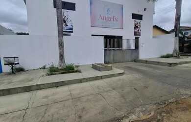 Imagem: A casa possui 3 Dormitórios, 3 Banheiros e 37735m² de Área