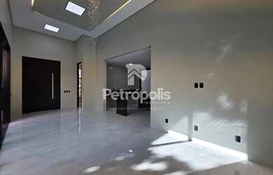 Imagem 4: Casa na 405 Sul com 1 suíte master com banheira de hidromassagem outras...