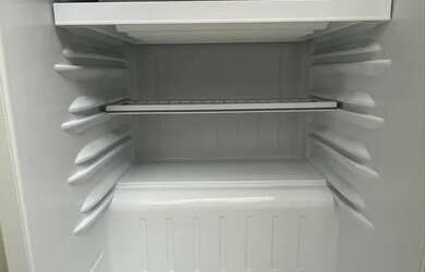 Imagem 4: Vendo Frigobar Gelopar 51L