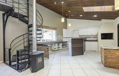 Imagem 4: Casa á venda medindo 209 metros quadrados com 2 dorm. e 1 suíte no bairro...