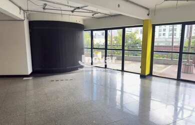 Imagem 3: Andar Corrido com 394m² de área total e 125m² de varanda