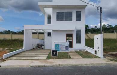 Imagem: A casa possui 2 Dormitórios, 2 Banheiros, 5 Vagas na garagem