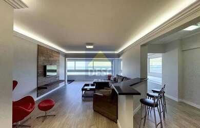 Imagem: O apartamento possui 3 Dormitórios, 5 Banheiros, 4 Vagas na