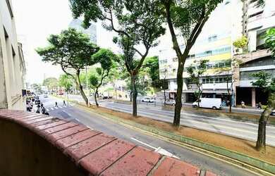 Imagem: O apartamento possui 3 Dormitórios, 2 Banheiros, 140m² de