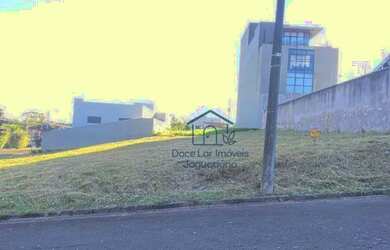 Imagem: O terreno possui 450m² de Área e está localizado em Estância