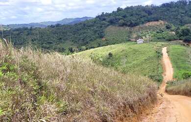 Imagem 16: Vendo maravilhosa fazenda no município de itiuba