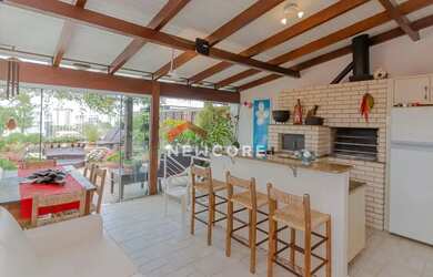 Imagem: O apartamento na cobertura possui 2 Dormitórios, 3 Banheiros