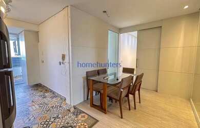 Imagem: O apartamento possui 1 Dormitório, 2 Banheiros, 1 Vaga na garagem