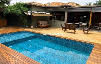 Imagem: A casa em condomínio à venda possui 4 Dormitórios, 4 Banheiros