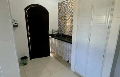 Imagem 5: alugo casa de 03 quartos no condomínio Florestinha Unamar Cabo Frio RJ