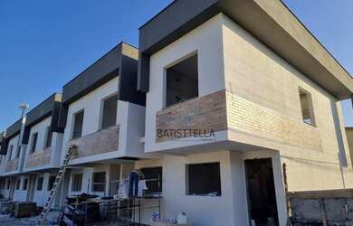 Imagem: A casa em condomínio possui 2 Dormitórios, 2 Banheiros, 1