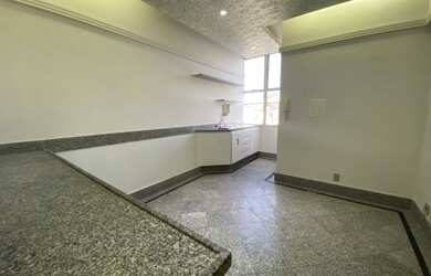 Imagem: O depósito possui 25m² de Área e está localizado em Santo