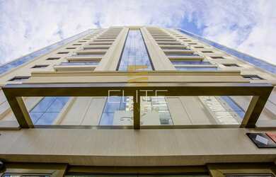 Imagem: O apartamento possui 3 Dormitórios, 4 Banheiros, 2 Vagas na