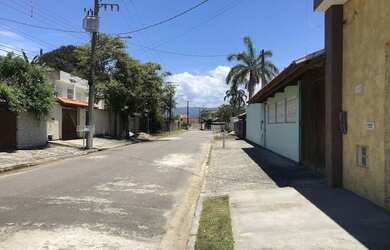 Imagem 3: Caraguatatuba - Casa Padrão - Jardim Britânia