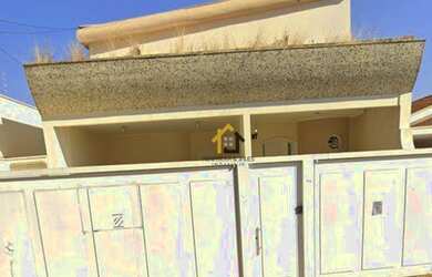 Imagem: O depósito possui 4 Vagas na garagem e 396m² de Área e está