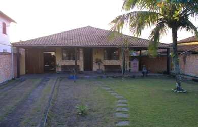 Imagem: A casa possui 2 Dormitórios, 1 Banheiro e 480m² de Área e