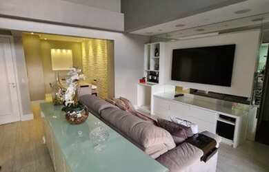 Imagem: O apartamento possui 2 Dormitórios, 3 Banheiros, 2 Vagas na