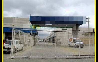 Imagem 13: Galpão em condomínio