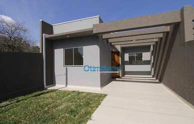 Imagem: A casa possui 3 Dormitórios, 1 Banheiro, 1 Vaga na garagem