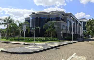 Imagem: O depósito possui 1 Vaga na garagem, 39m² de Área e está