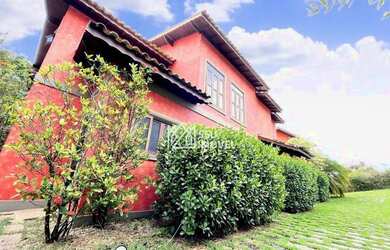 Imagem: A casa em condomínio possui 5 Dormitórios, 5 Banheiros, 5