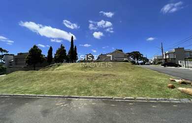 Imagem: O terreno possui 1311m² de Área e está localizado em Abranches