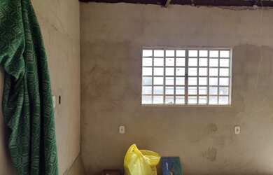 Imagem 11: Casa no Quintas do Amanhecer em fase de acabamento, frente ao asfalto,...