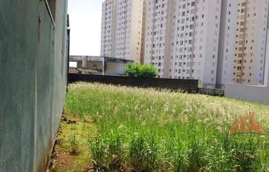 Imagem: O terreno possui 465m² de Área e está localizado em Vila
