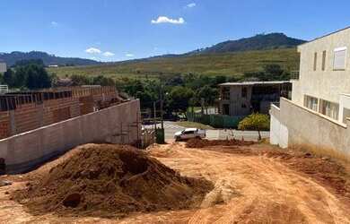 Imagem 3: Terreno à venda no- Condomínio Figueira Garden - Atibaia/SP