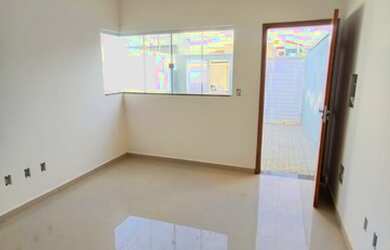 Imagem 4: Casa no São Carlos. Varanda, 75m² de Área, 2 Vagas na garageme2 Dormitórios