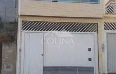 Imagem: A casa possui 2 Dormitórios, 3 Banheiros, 2 Vagas na garagem