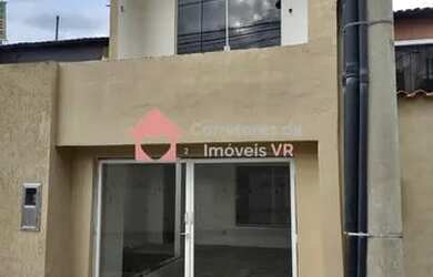 Imagem: A casa possui 2 Dormitórios, 2 Banheiros, 1 Vaga na garagem