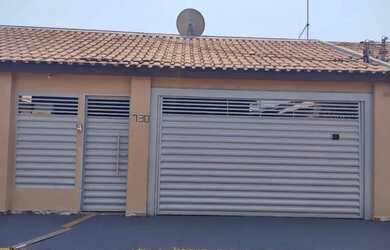 Imagem: A casa possui 3 Dormitórios, 2 Banheiros, 110m² de Área e