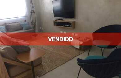 Imagem: A casa possui 4 Dormitórios, 4 Banheiros, 2 Vagas na garagem