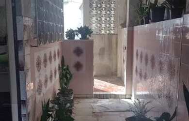 Imagem: A casa possui 1 Dormitório, 1 Banheiro, 75m² de Área e está