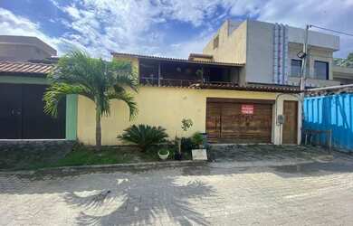 Imagem: A casa em condomínio possui 3 Dormitórios, 2 Banheiros e 100m²