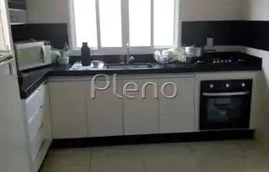 Imagem 10: Venda Sobrado com 222,00 metroQuadrado, 3 dormitório s , 4 vaga s . Residencial...