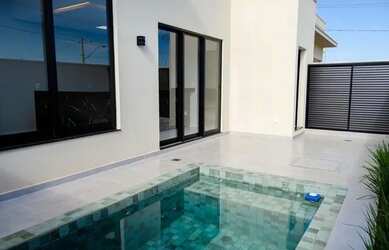 Imagem: A casa em condomínio possui 3 Dormitórios, 4 Banheiros, 2