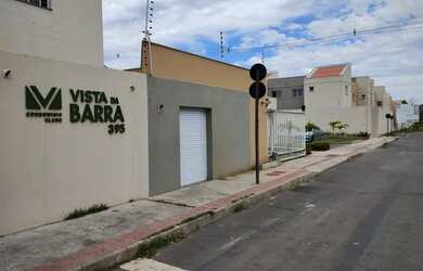 Imagem: O apartamento possui 3 Dormitórios, 1 Banheiro, 1 Vaga na garagem
