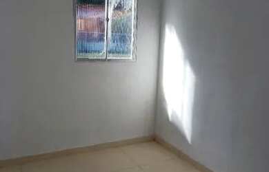 Imagem: A casa possui 2 Dormitórios, 1 Banheiro e está localizado