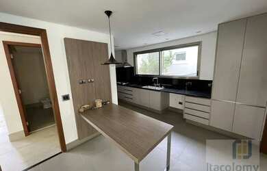 Imagem 13: SANTANA DE PARNAÍBA - Casa de Condomínio - TAMBORÉ