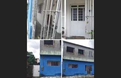 Imagem: A casa possui 5 Dormitórios e 3 Banheiros e está localizado