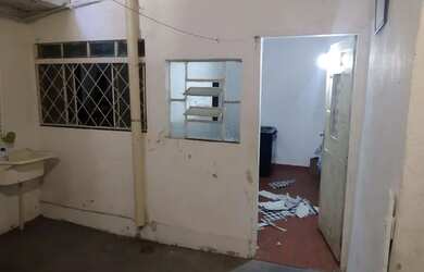 Imagem: A casa possui 1 Dormitório, 1 Banheiro, 30m² de Área e está