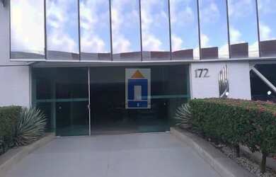 Imagem: O depósito possui 233m² de Área e está localizado em Caminho