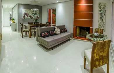 Imagem: A casa em condomínio possui 3 Dormitórios, 2 Banheiros, 2