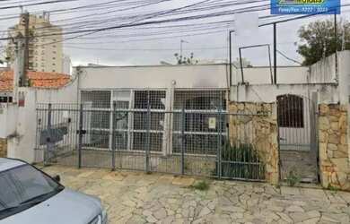 Imagem: A casa possui 3 Dormitórios, 4 Banheiros, 2 Vagas na garagem