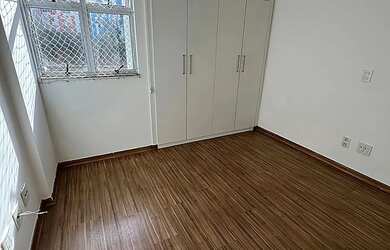 Imagem 11: Ref.: 2355 - Excelente 2 quartos e 1 suíte no Centro com 2 vagas de garagem