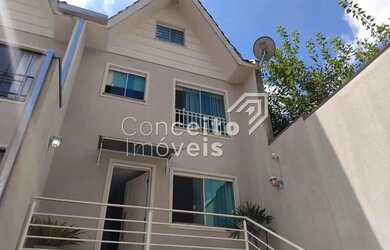 Imagem: A casa possui 3 Dormitórios, 2 Banheiros, 3 Vagas na garagem